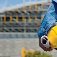 Hard Brexit could cost 215,000 construction workers, consultancy warns