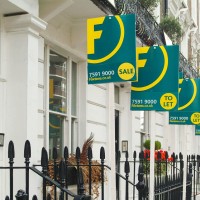 Foxtons closes branches as ‘challenging market’ hits sales