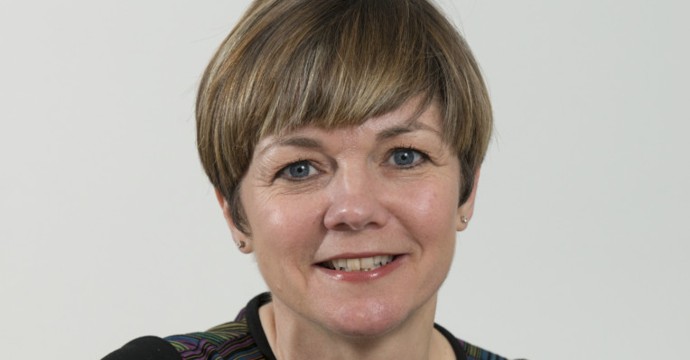 Portrait image of Louise Archer smiling