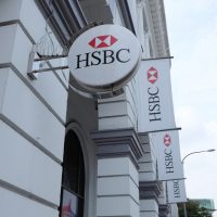 HSBC reduces high LTV rates