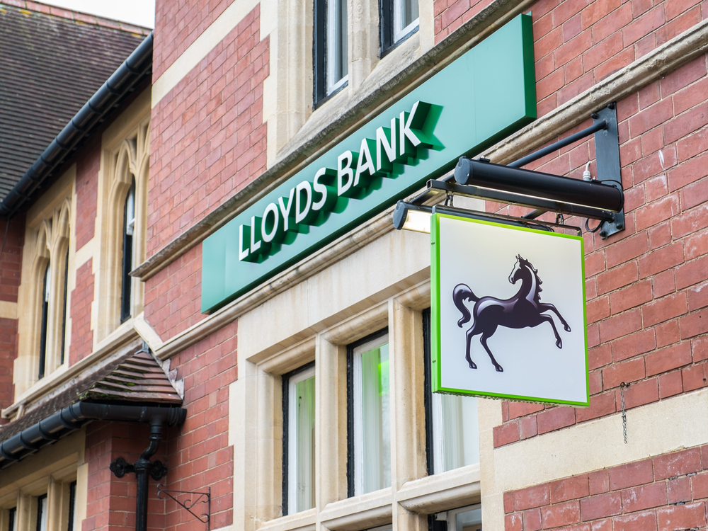 Lloyds Banking Group’s mortgage book rises £3.2bn in Q3