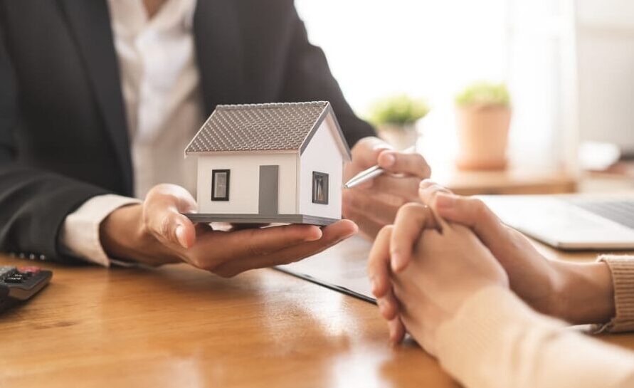 Tenant demand cools in Q2 as fewer landlords report strong demand