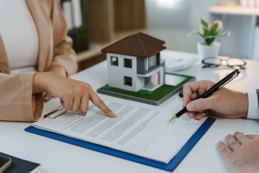 More than half of consumers have been pressured to use estate agents’ brokers – survey 