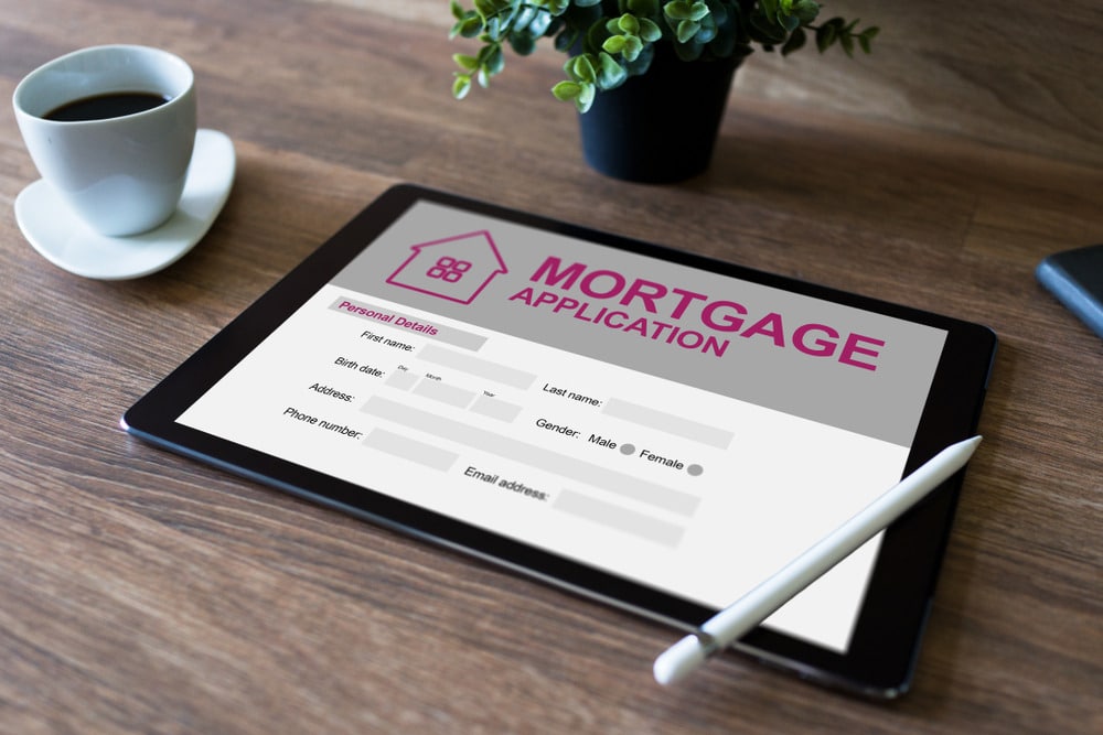 Smartr365 launches full mortgage submissions with Halifax