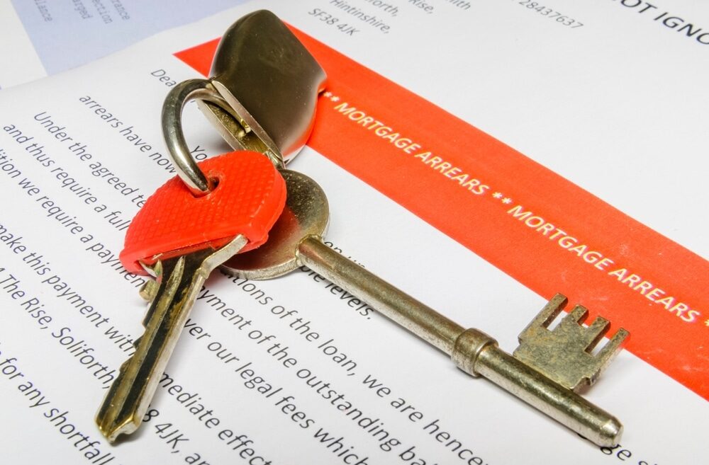 Resi and BTL arrears and possessions fall in Q4 2025, UK Finance says