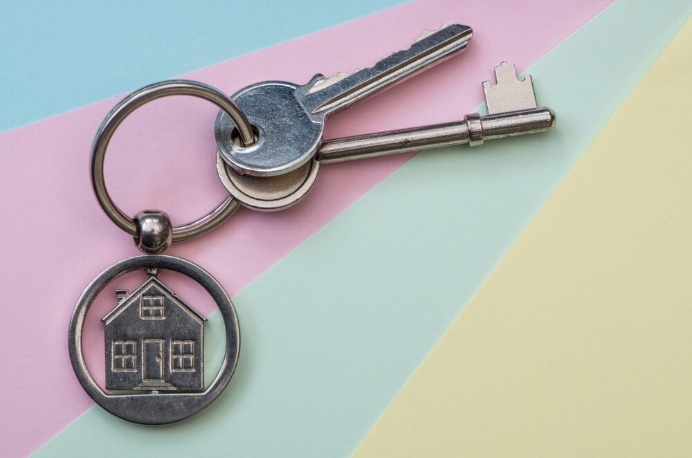 Cambridge BS adds limited company BTL holiday let; Paragon lowers loan size and rates – round-up