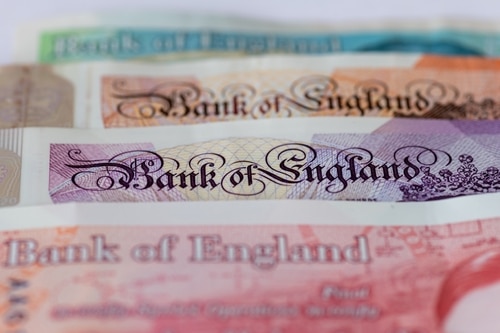 Rate hold remains the consensus, though brokers warn of customer concerns
