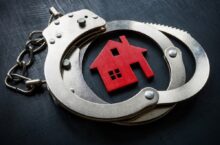Convicted mortgage fraudster targeted by CPS pays £265,000