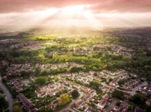 Housing market loses momentum as prices stall in September – Lloyds