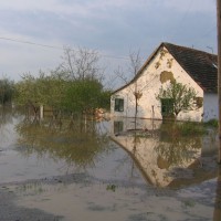 Government agrees flood insurance deal