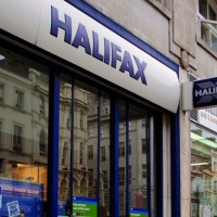 Halifax reduces rates on higher LTV products