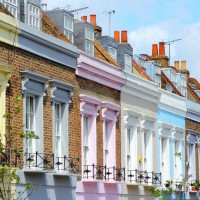 House prices rise 4.9% in 12 months