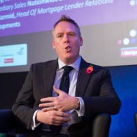 Mortgage borrowers waiting three weeks for bank branch advice – L&G
