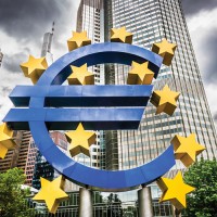 Eurozone falls into deflation after oil price slide