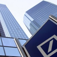 FCA investigates Deutsche Bank